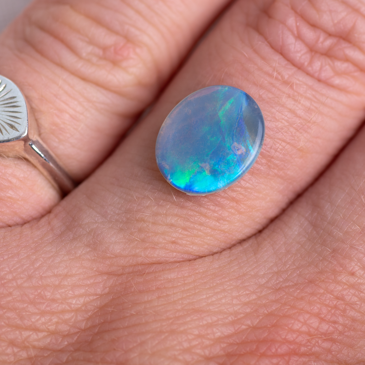 Deluxe Stone Stacking Ring ◇ Australian Opal ◇ Made in your size.