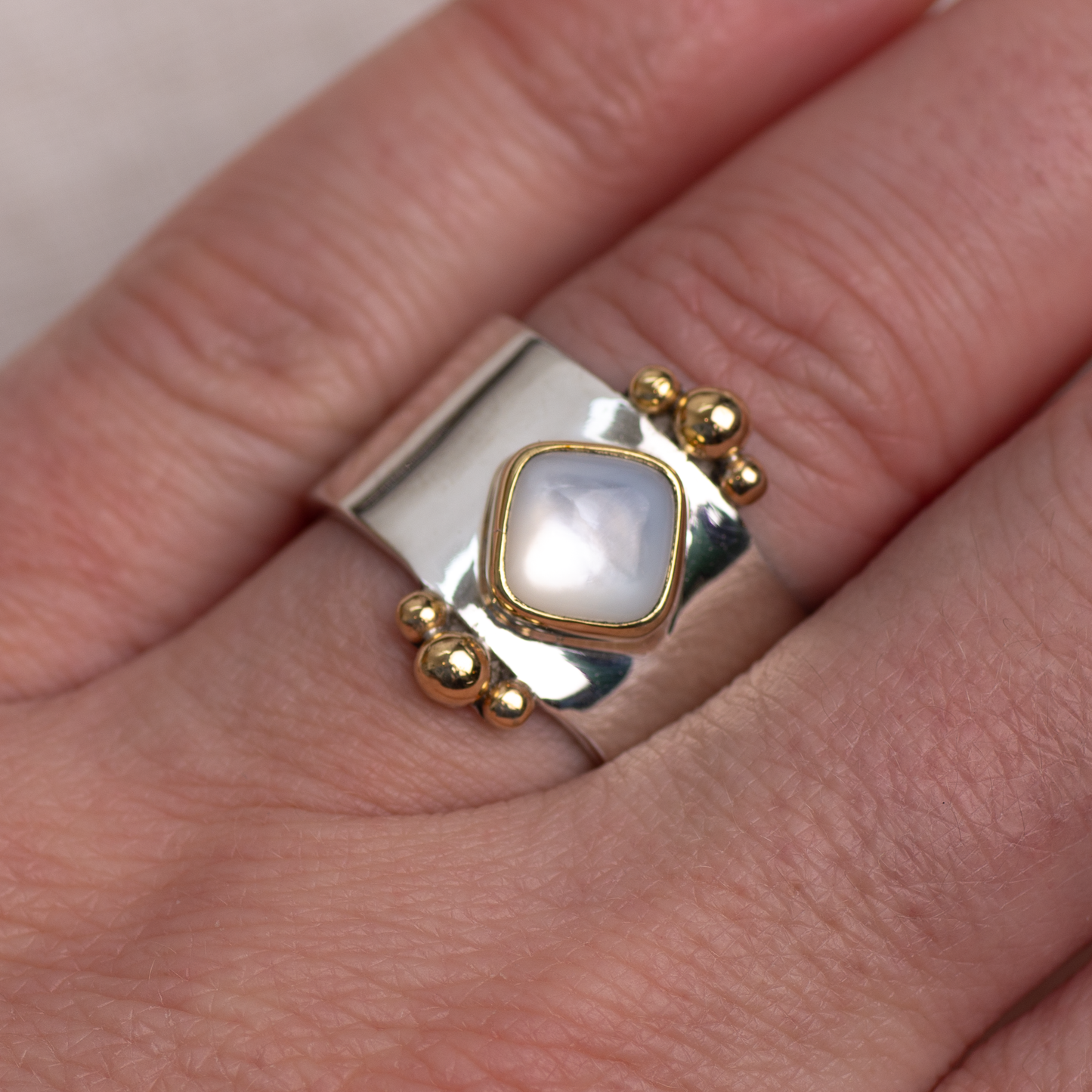 Mixed Metal Affinity Ring ◇ Mother of Pearl ◇ Multiple Sizes