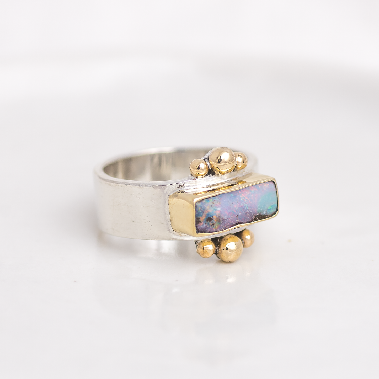 Mixed Metal Affinity Ring ◇ Opal ◇ Size 6.5