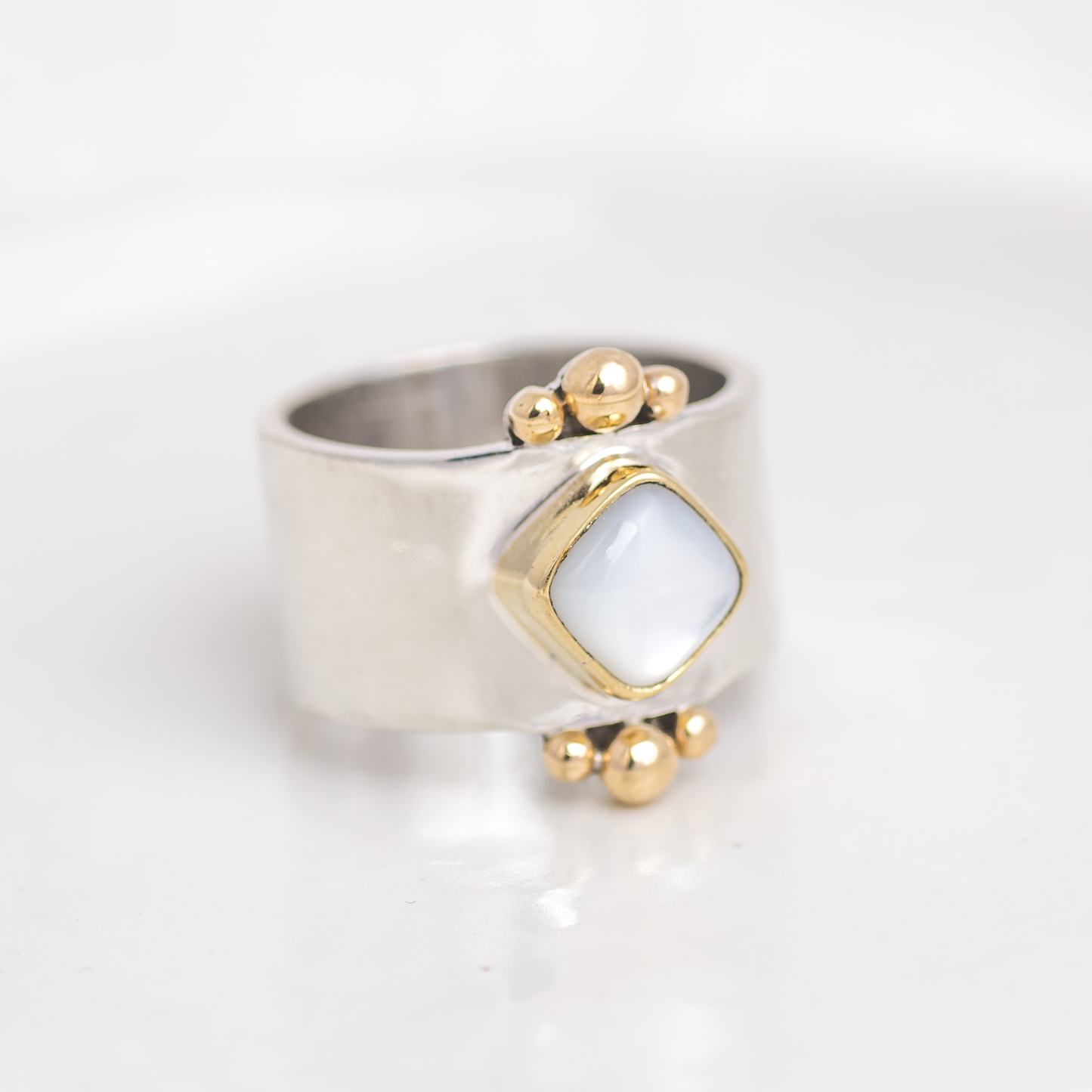 Mixed Metal Affinity Ring ◇ Mother of Pearl ◇ Multiple Sizes