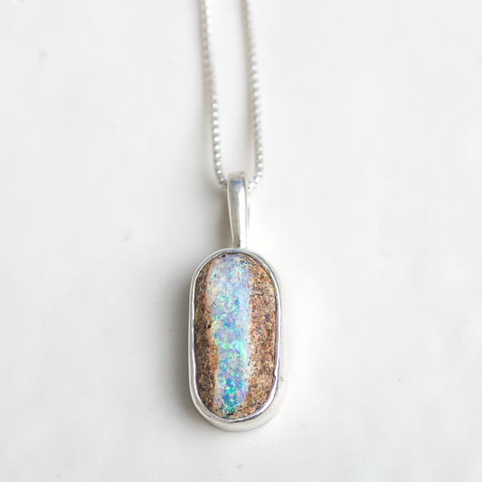 Singular Charm Opal Necklace ◇ Australian Opal