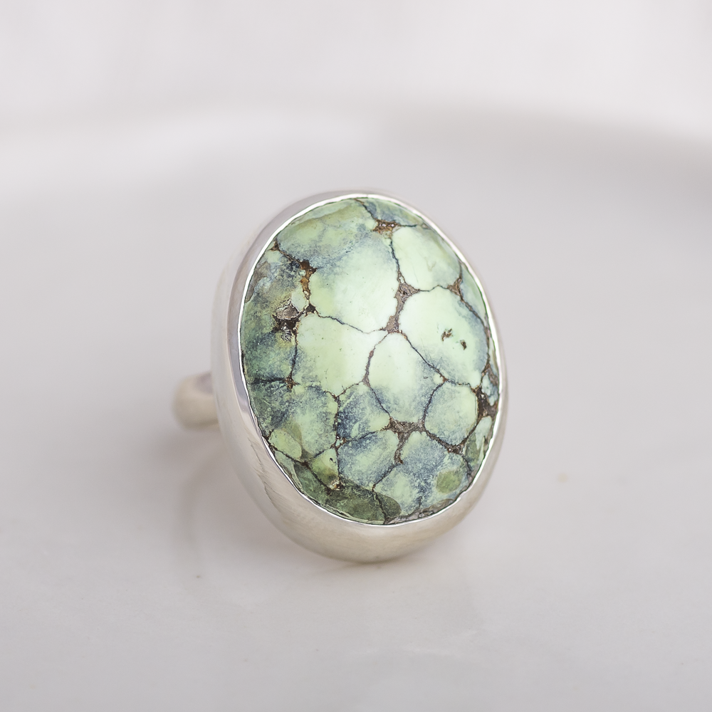 Lumious Ring ◇ Hubei Turquoise ◇ Size 7