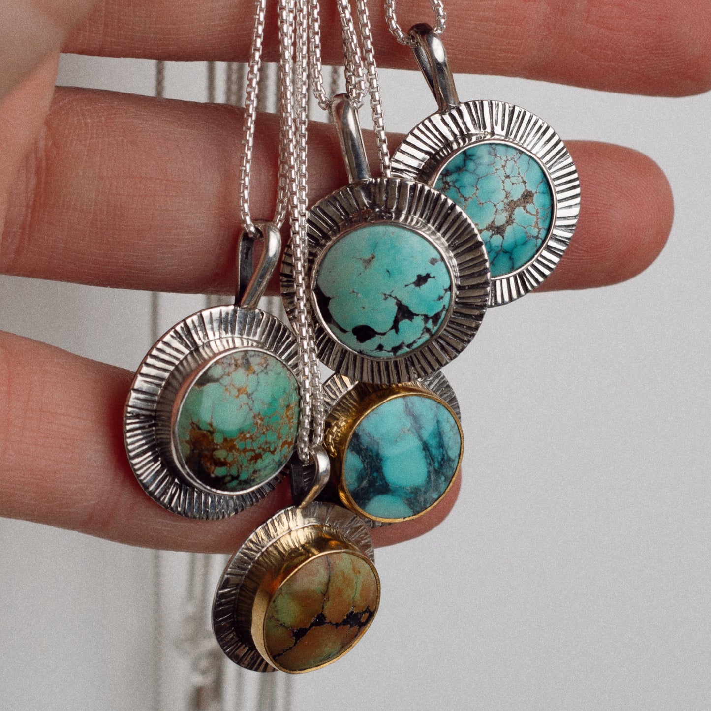 Radiance Necklace ◇ Turquoise